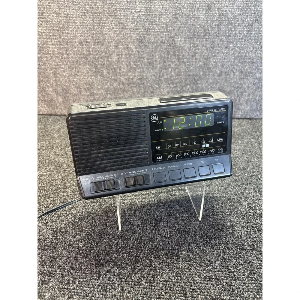Vtg~GE 7-4648B AM/FM Digital Alarm Clock Radio~Tested and Works Great